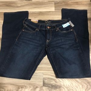 NWT! Old Navy Boot Cut Jeans Size 1